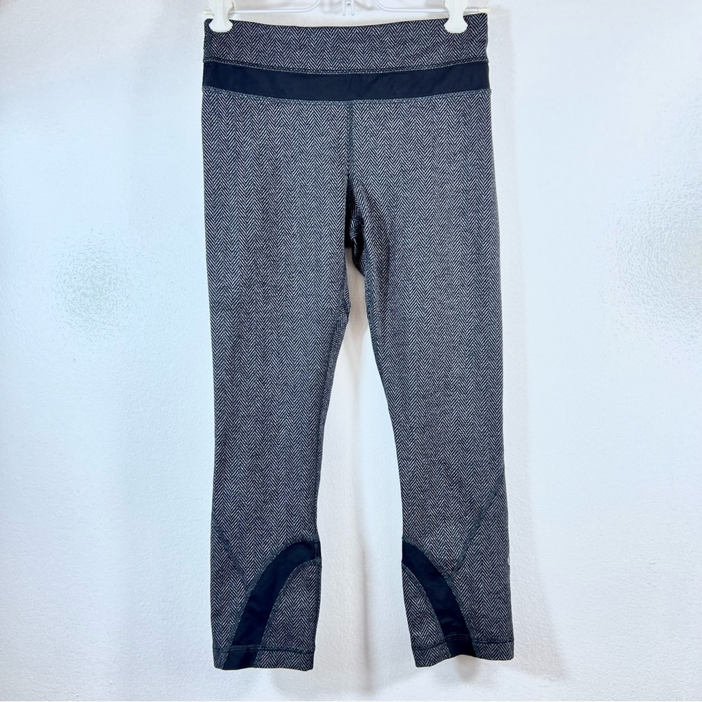 Lululemon Inspire Crop II Run Track Trail Power Luxtreme Workout Pants Gray Sz 4